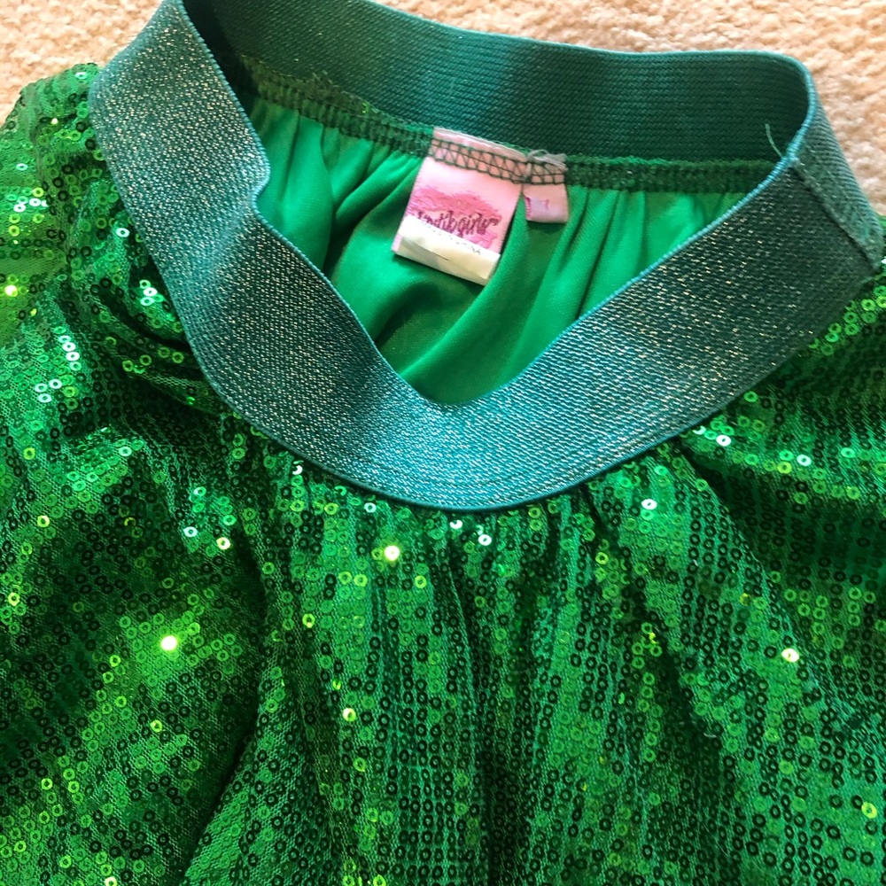 Sequin green mini skirt size 7